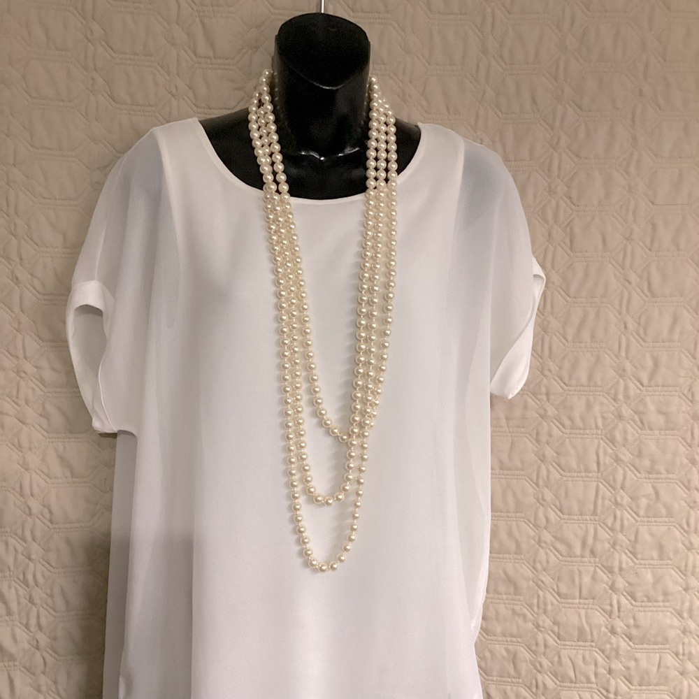 Joan Rivers vintage 120” off white faux pearl individually knotted necklace